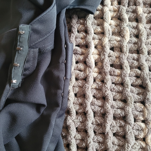 AllSaints Cadia Cold Open Shoulder Wrap Dress, size US 0 - Picture 6 of 8